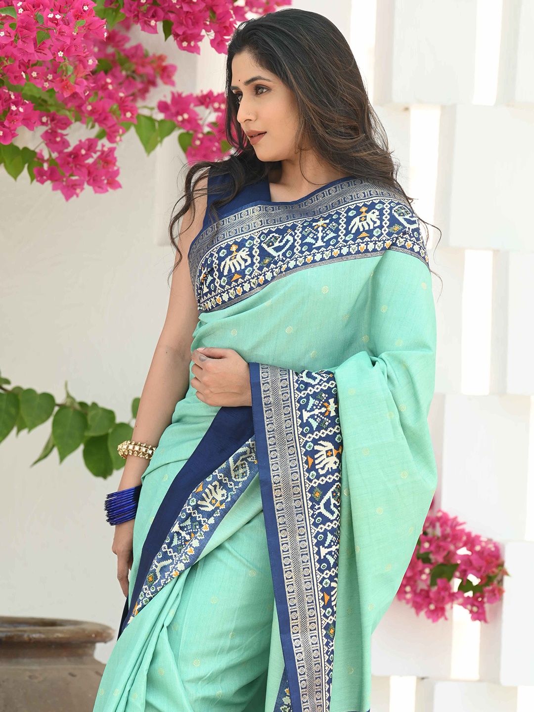 

BEATITUDE Polka Dots Woven Design Patola Saree, Green