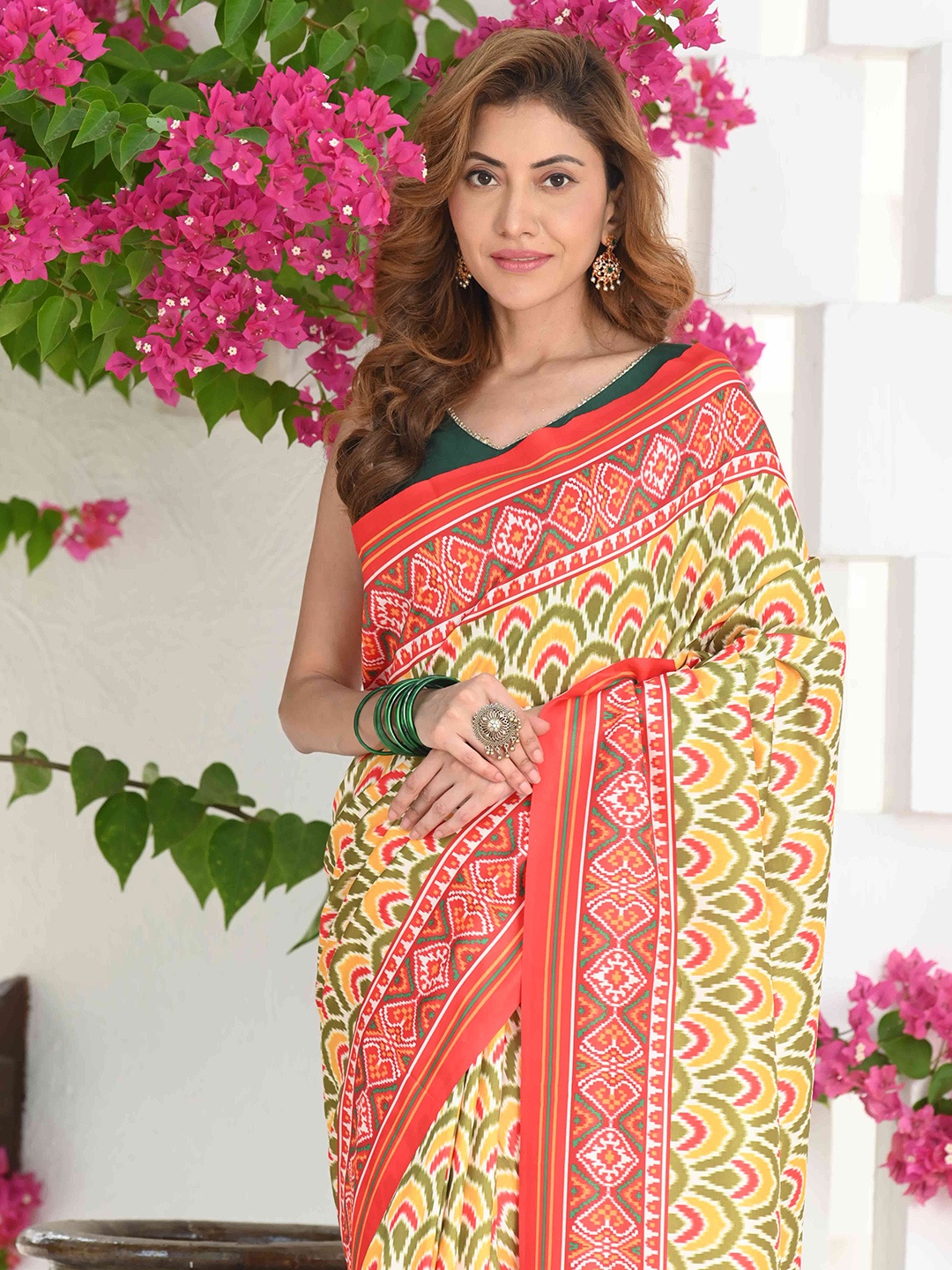 BEATITUDE Geometric Woven Design Patola Saree, Yellow