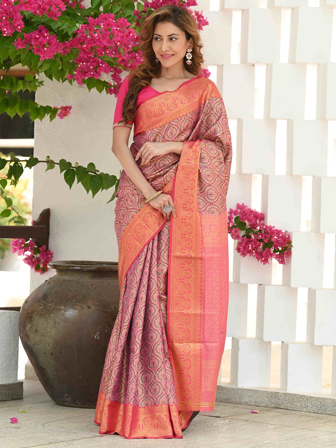 

BEATITUDE Ethnic Motif Woven Design Zari Saree, Peach