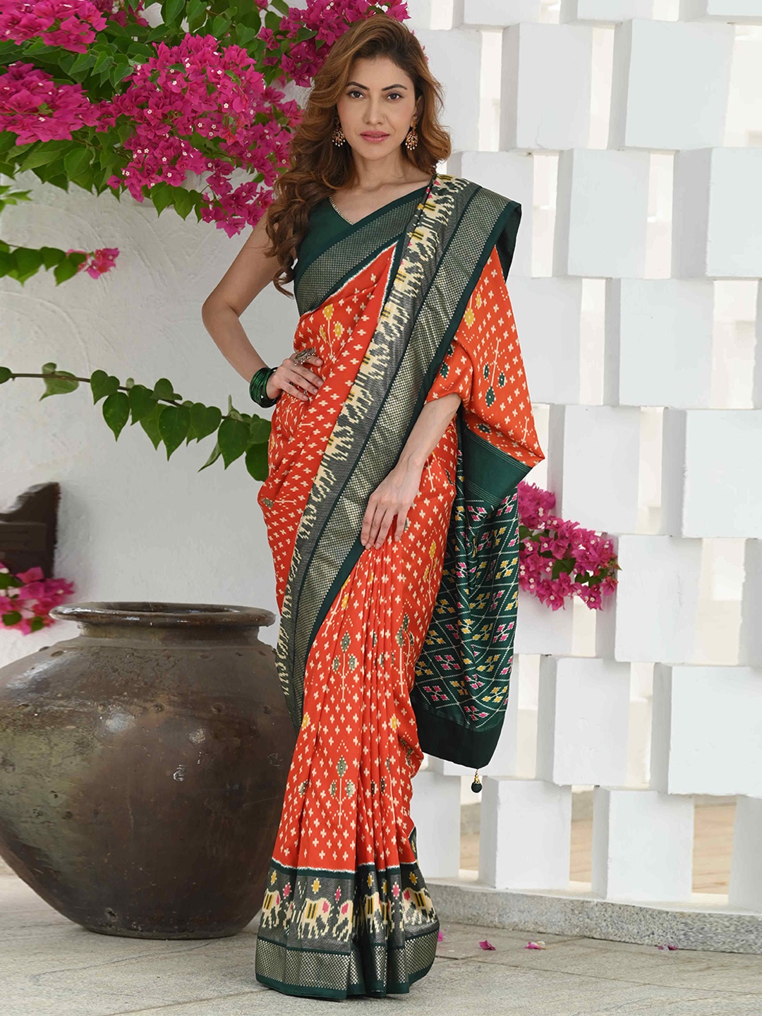

BEATITUDE Geometric Woven Design Patola Saree, Orange