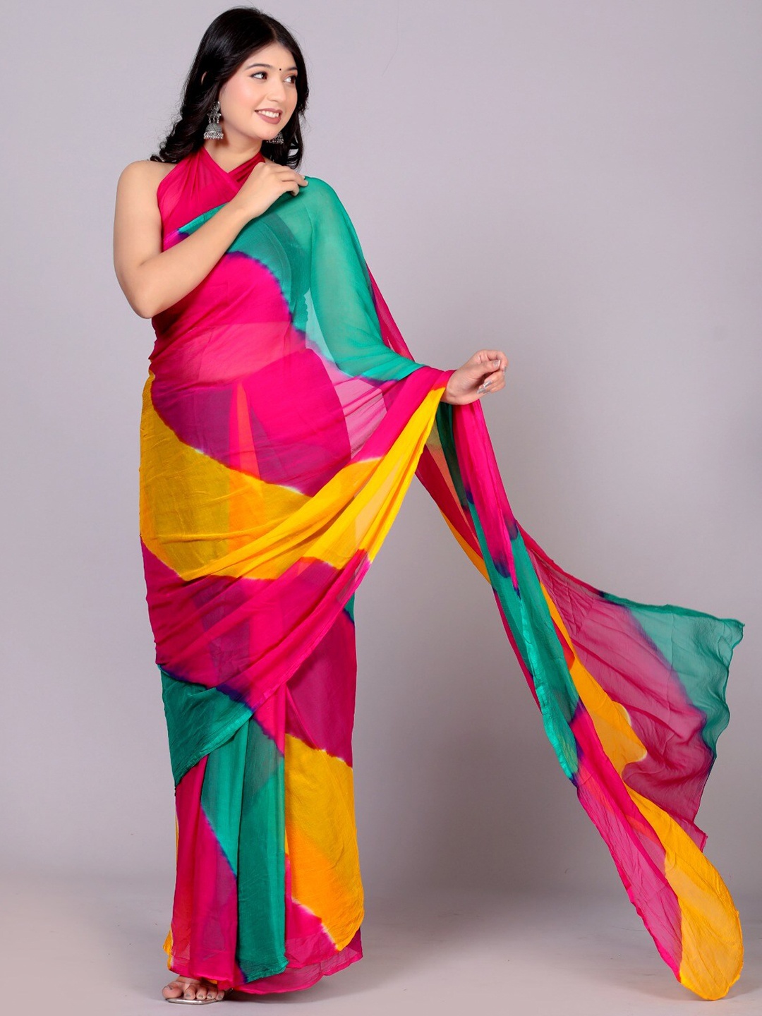

VL SAREES Colourblocked Pure Chiffon Leheriya Saree, Green