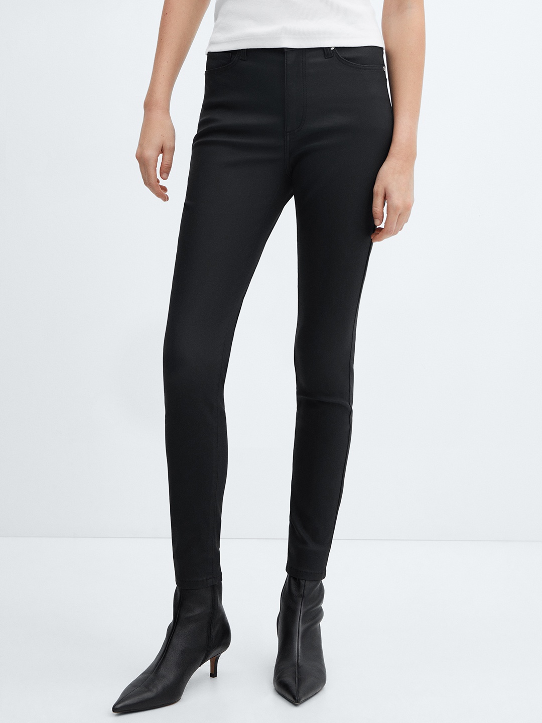 

MANGO Women Skinny Fit Stretchable Jeans, Black