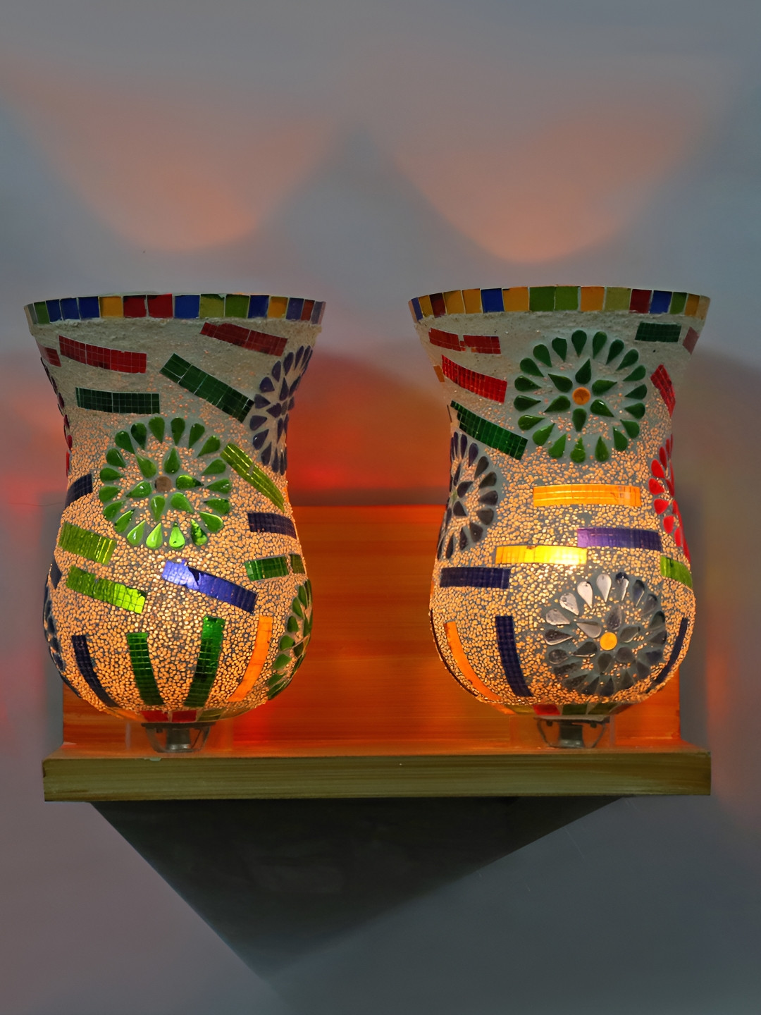

1ST TIME White & Green Textured Abstract Shaped Glass Wall Lamp