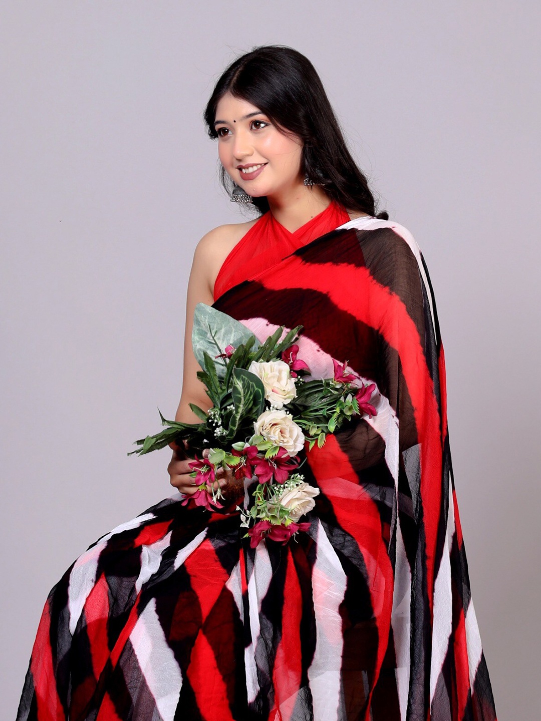 VL SAREES Striped Pure Chiffon Leheriya Saree, Black