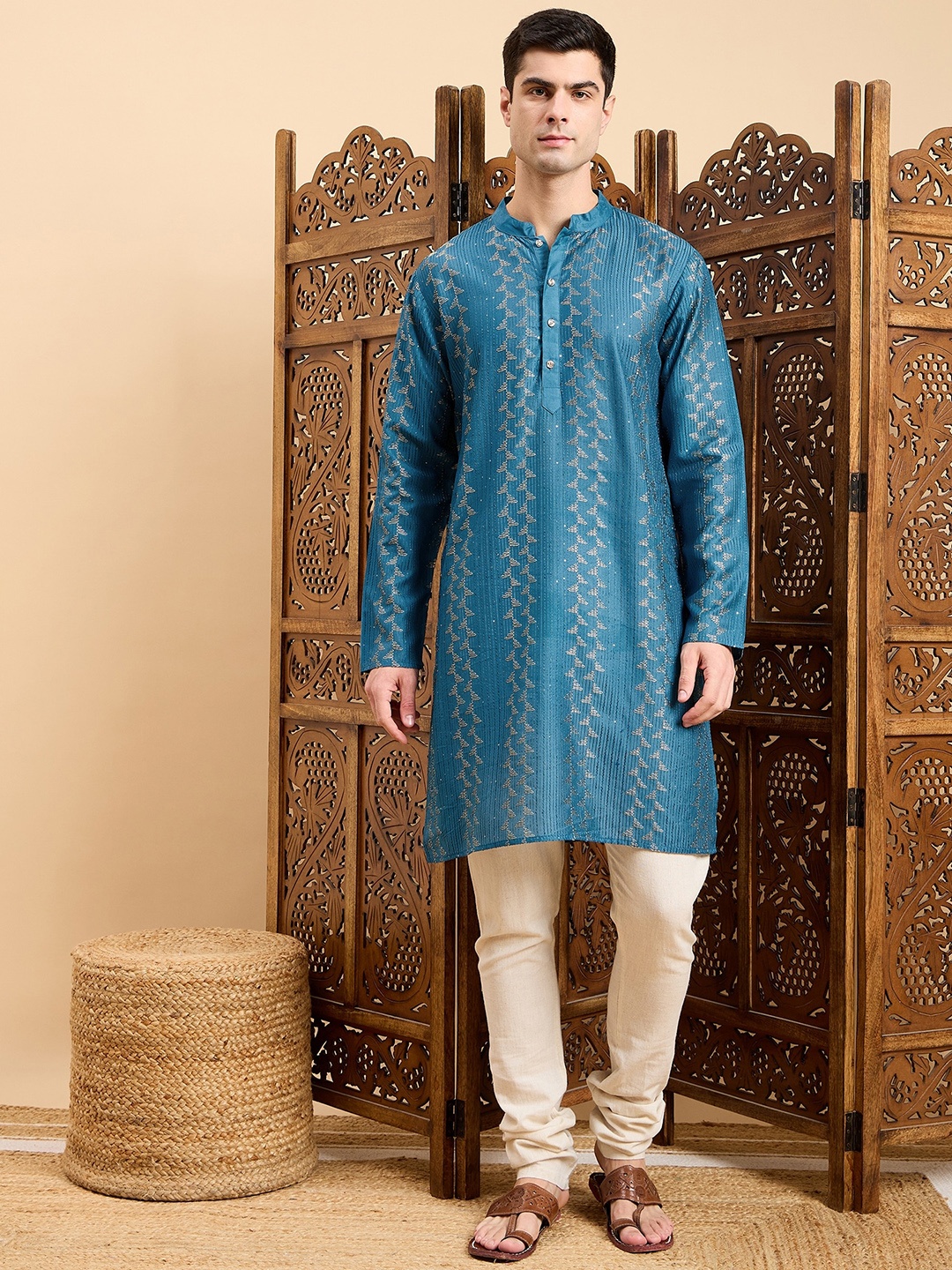 

Inddus Ethnic Motifs Printed Mandarin Collar A-Line Kurta, Teal