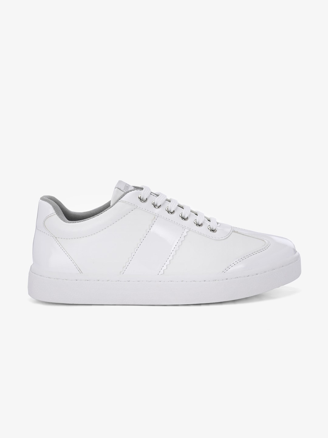 

SPYKAR Women Round Toe Lace Up Sneakers, White