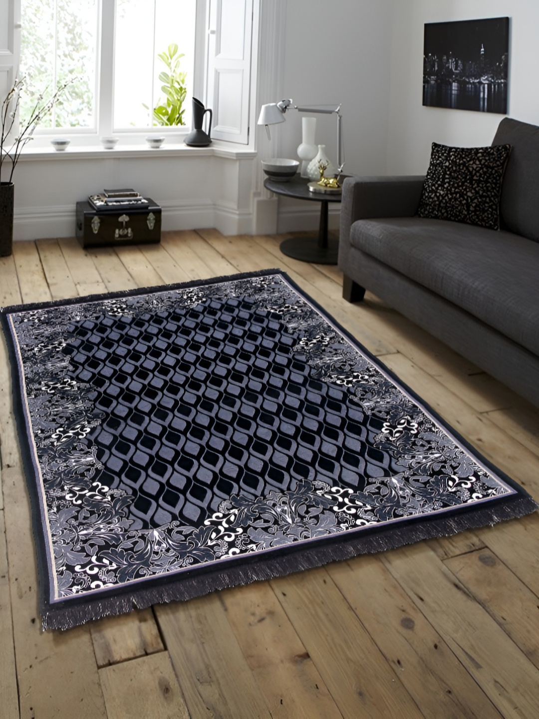 

ZESTURE Black & White Abstract Printed Carpet