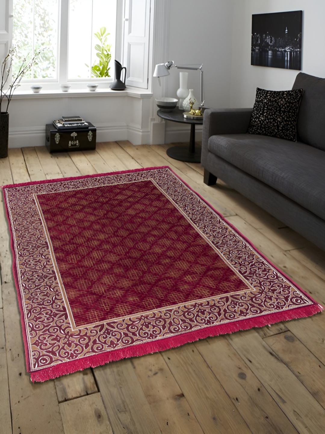 

ZESTURE Maroon & Cream Abstract Printed Carpet