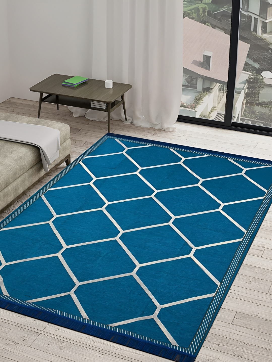 

ZESTURE Blue & White Geometric Carpet