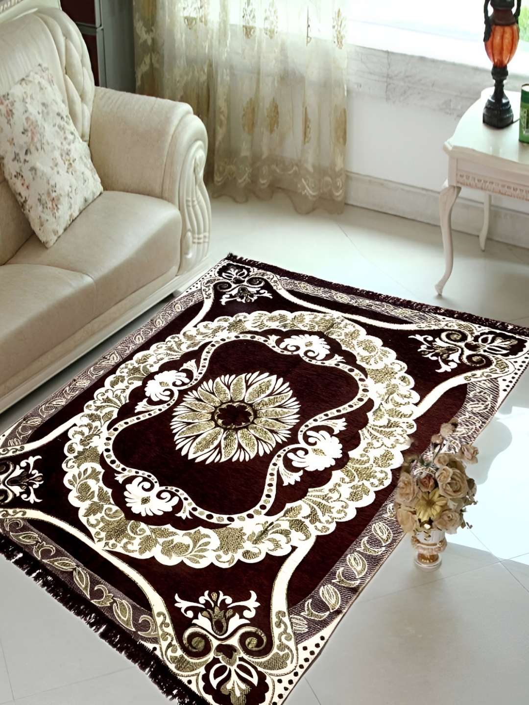 ZESTURE Maroon & White Floral Printed Carpet