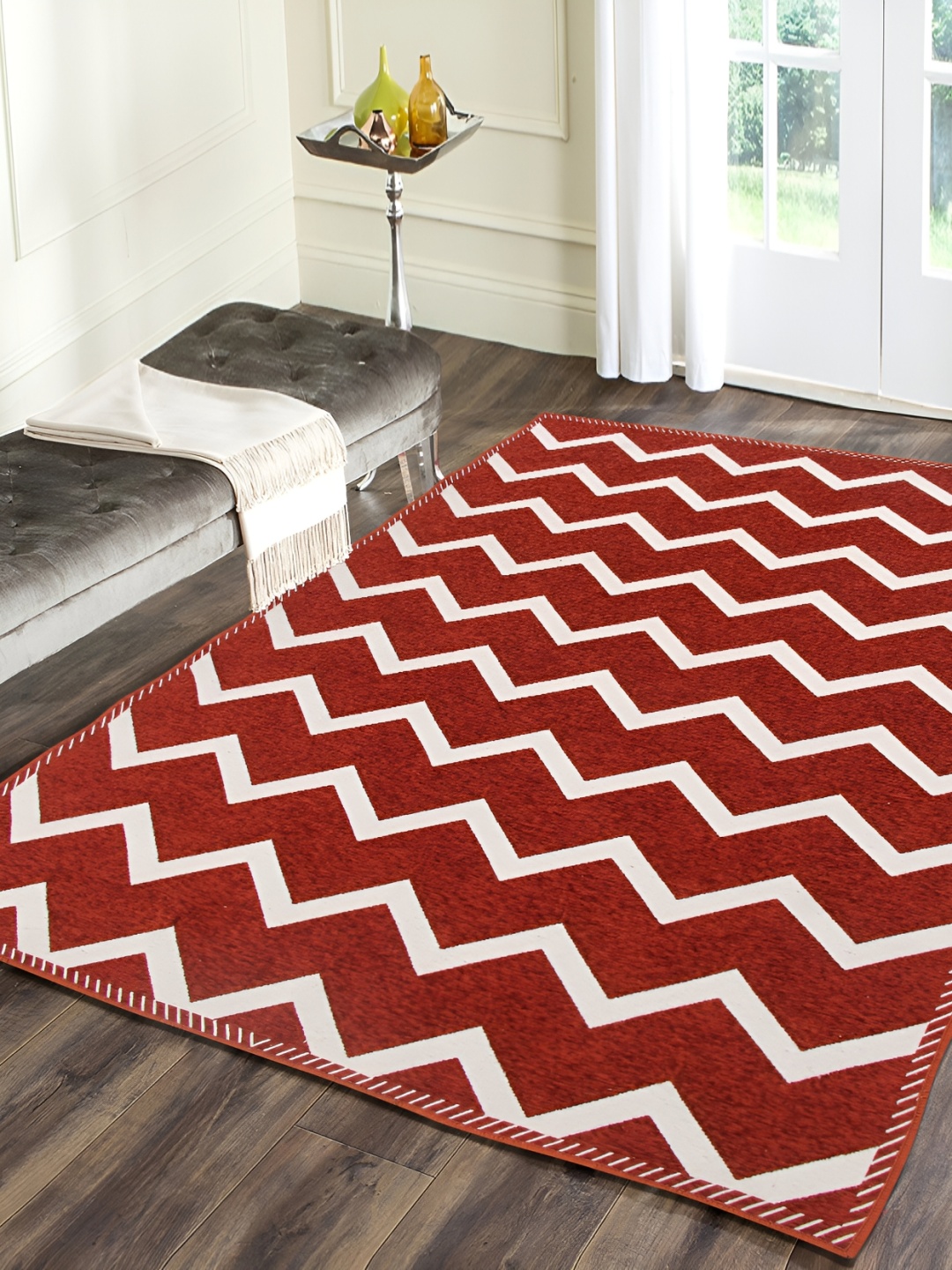 

ZESTURE Red & White Geometric Printed Carpet