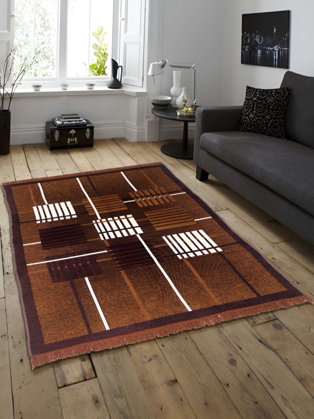 

ZESTURE Brown Geometric Printed Carpet
