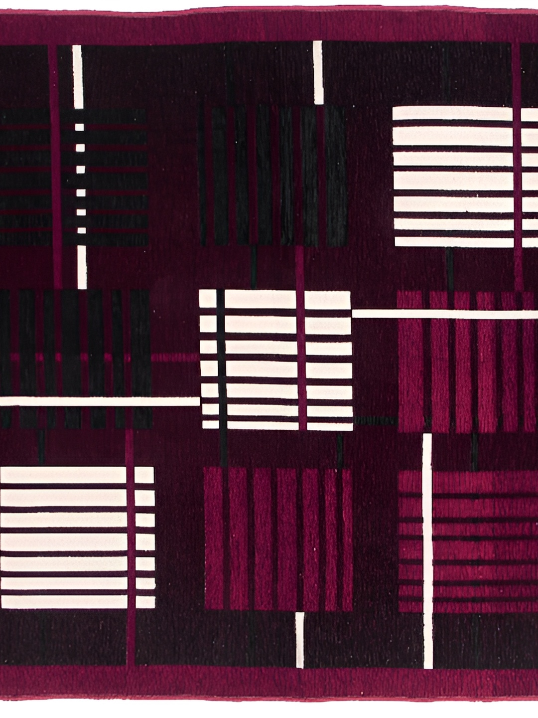 

ZESTURE Maroon & White Geometric Carpet