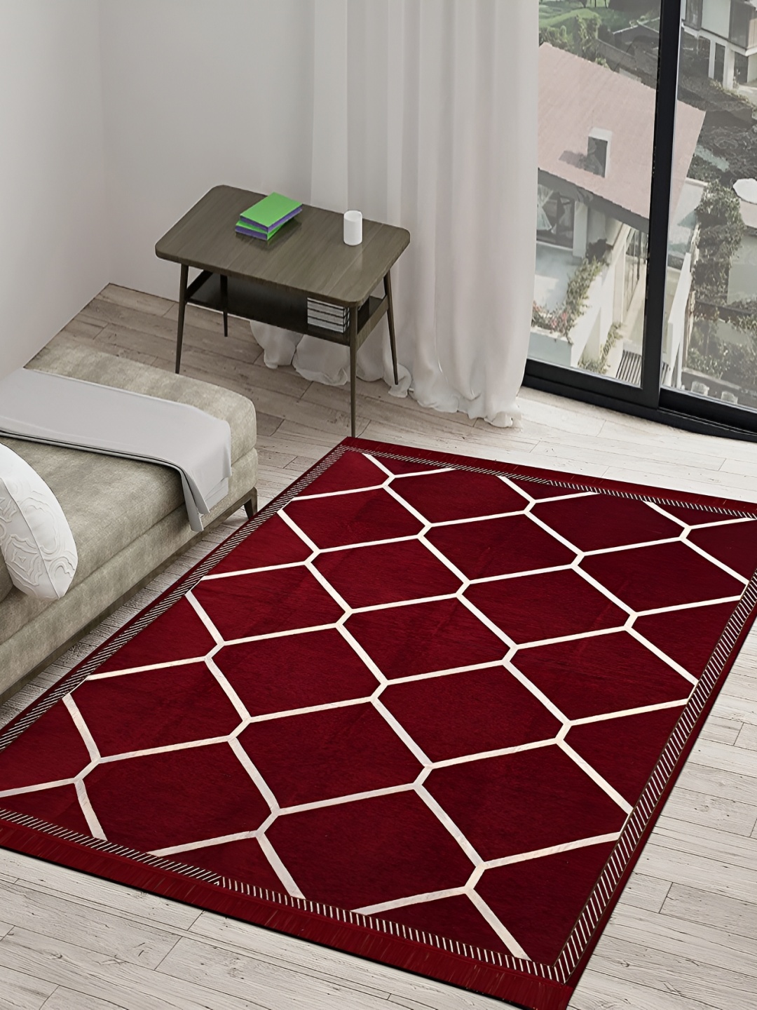 

ZESTURE Maroon & White Geometric Printed Carpet