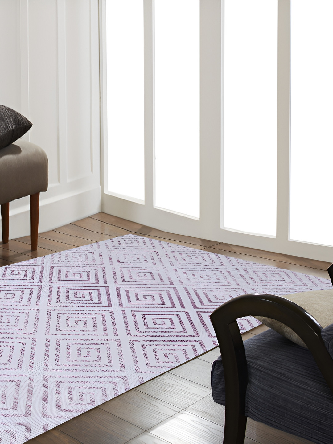

ZESTURE White Geometric Printed Carpet