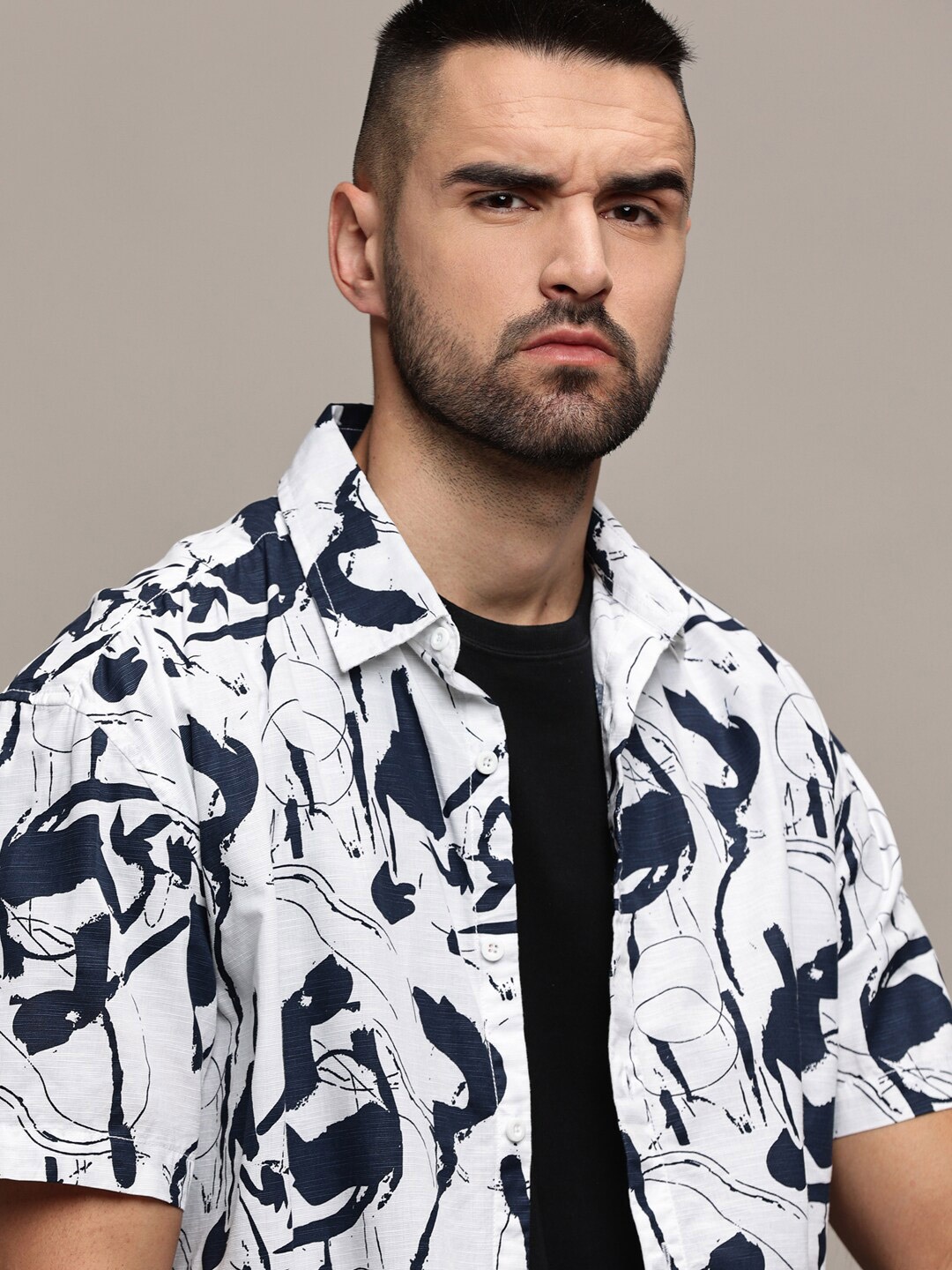 

The Roadster Lifestyle Co White Abstract Printed Pure Cotton Oversized Shirt