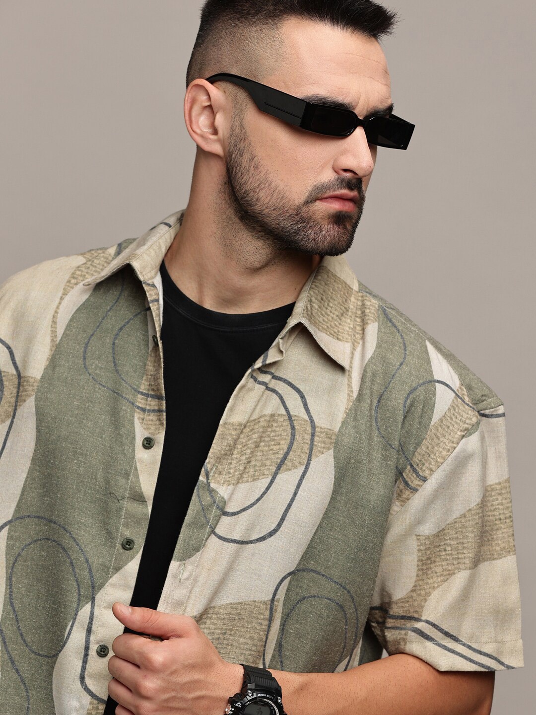 

The Roadster Lifestyle Co Olive Abstract Printed Pure Cotton Oversized Shirt