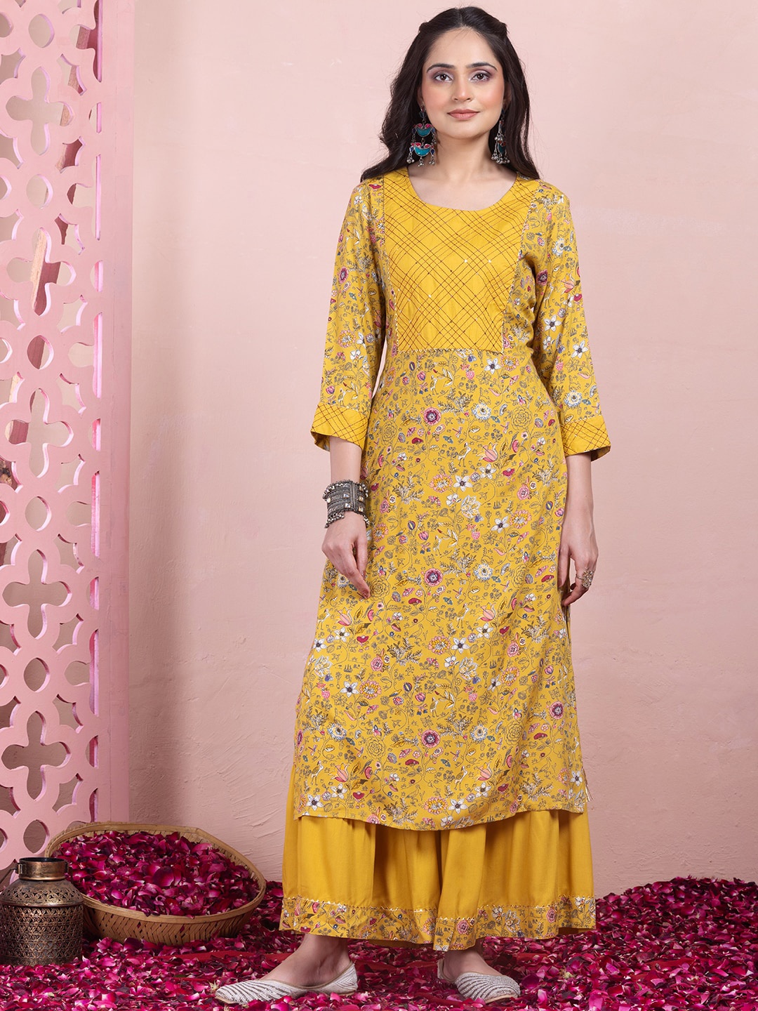 

INDYA Floral-Printed A-Line Kurta With Sharara, Yellow