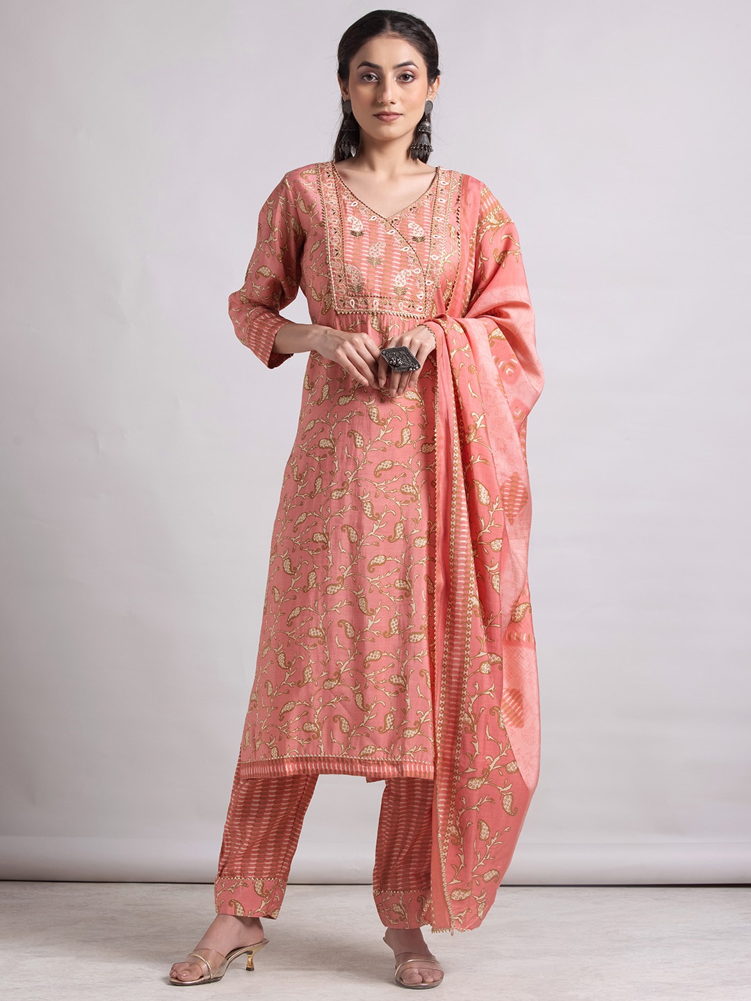 

INDYA Embroidered Pure Cotton Kurta With Trouser & Dupatta, Peach