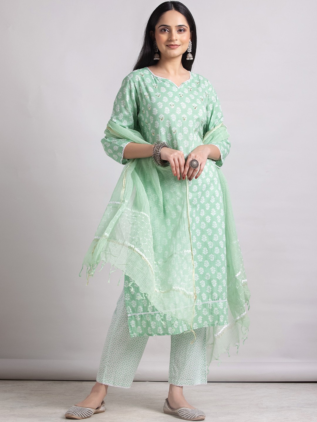 

INDYA Boota Printed Pure Cotton Kurta With Trouser & Dupatta, Green