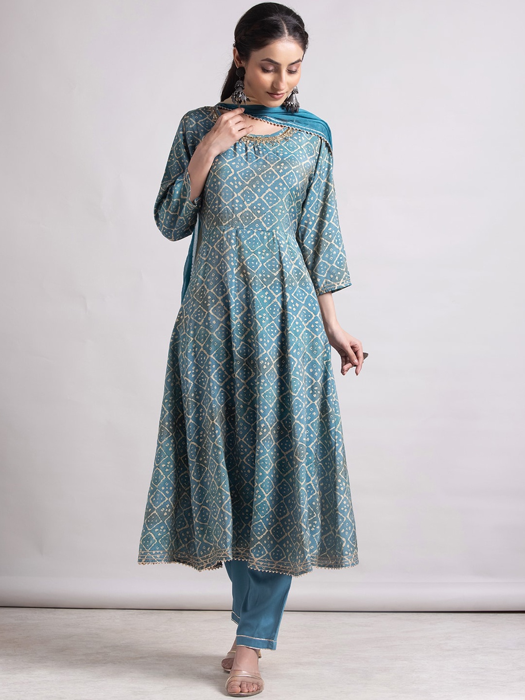 

INDYA Foil-Printed Pure-Cotton A-Line Kurta With Trouser & Dupatta, Blue