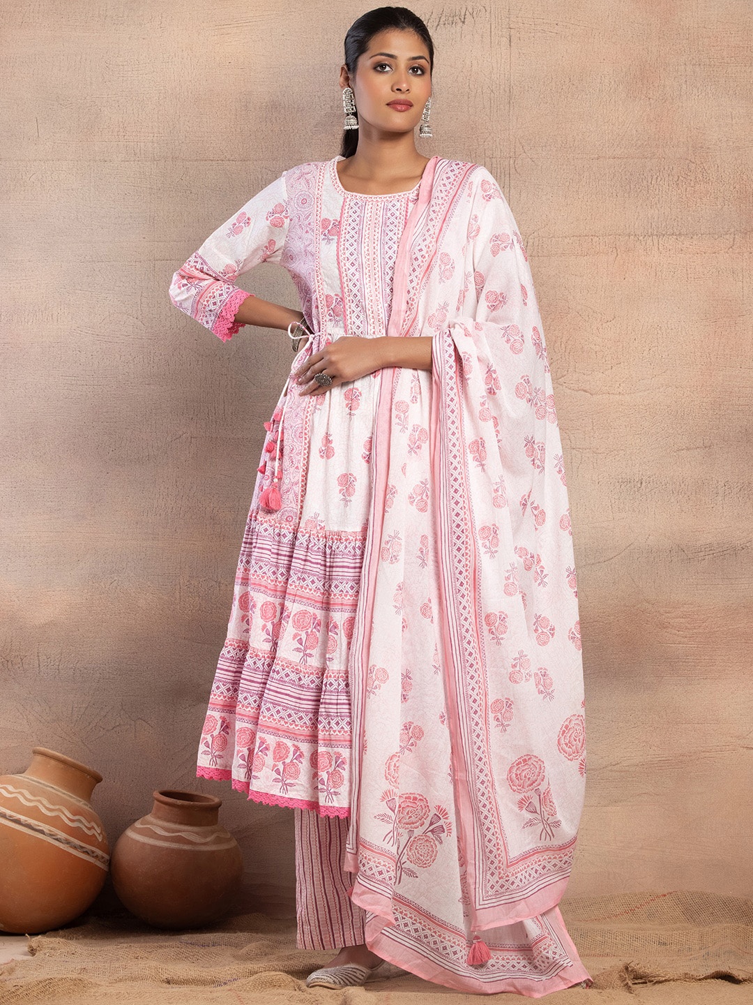 

INDYA Block Printed Pure-Cotton A-Line Kurta With Trouser & Dupatta, White