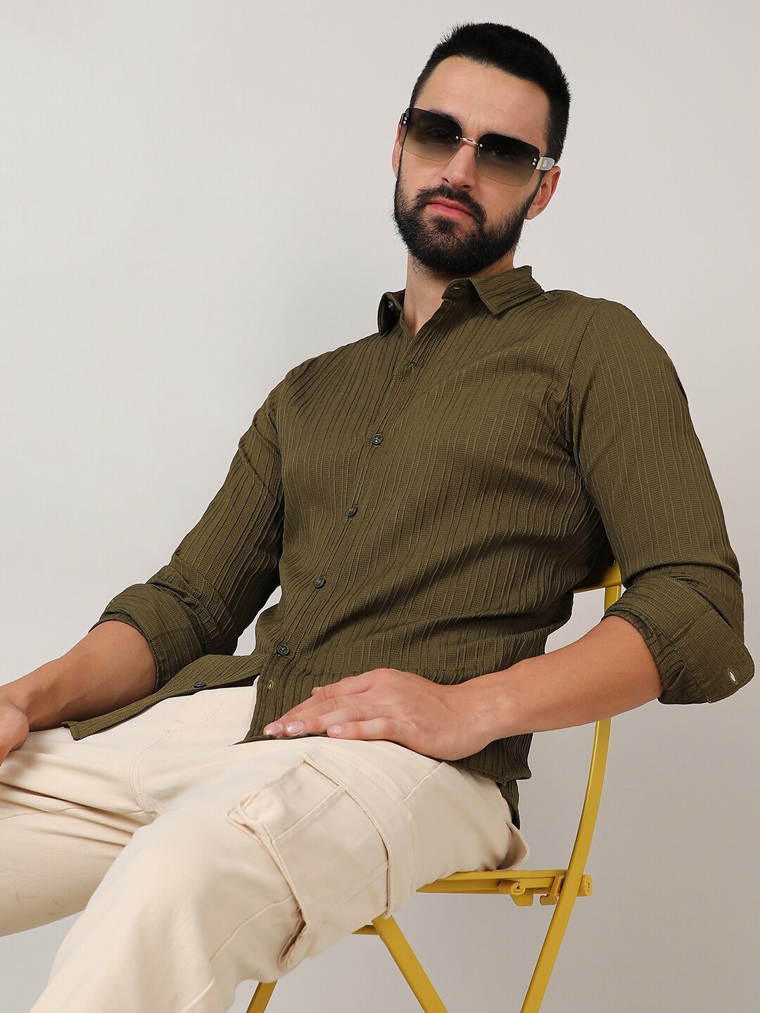 

Campus Sutra Self-Design Striped Shirt, Green