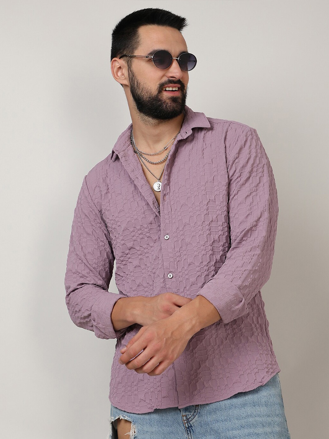 

Campus Sutra Purple Classic Geometric Self Design Spread Collar Casual Shirt