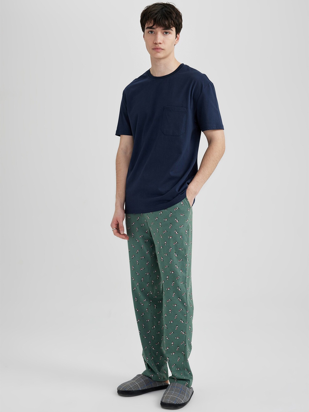 

DeFacto Cotton T-Shirt With Trousers Co-Ords, Navy blue