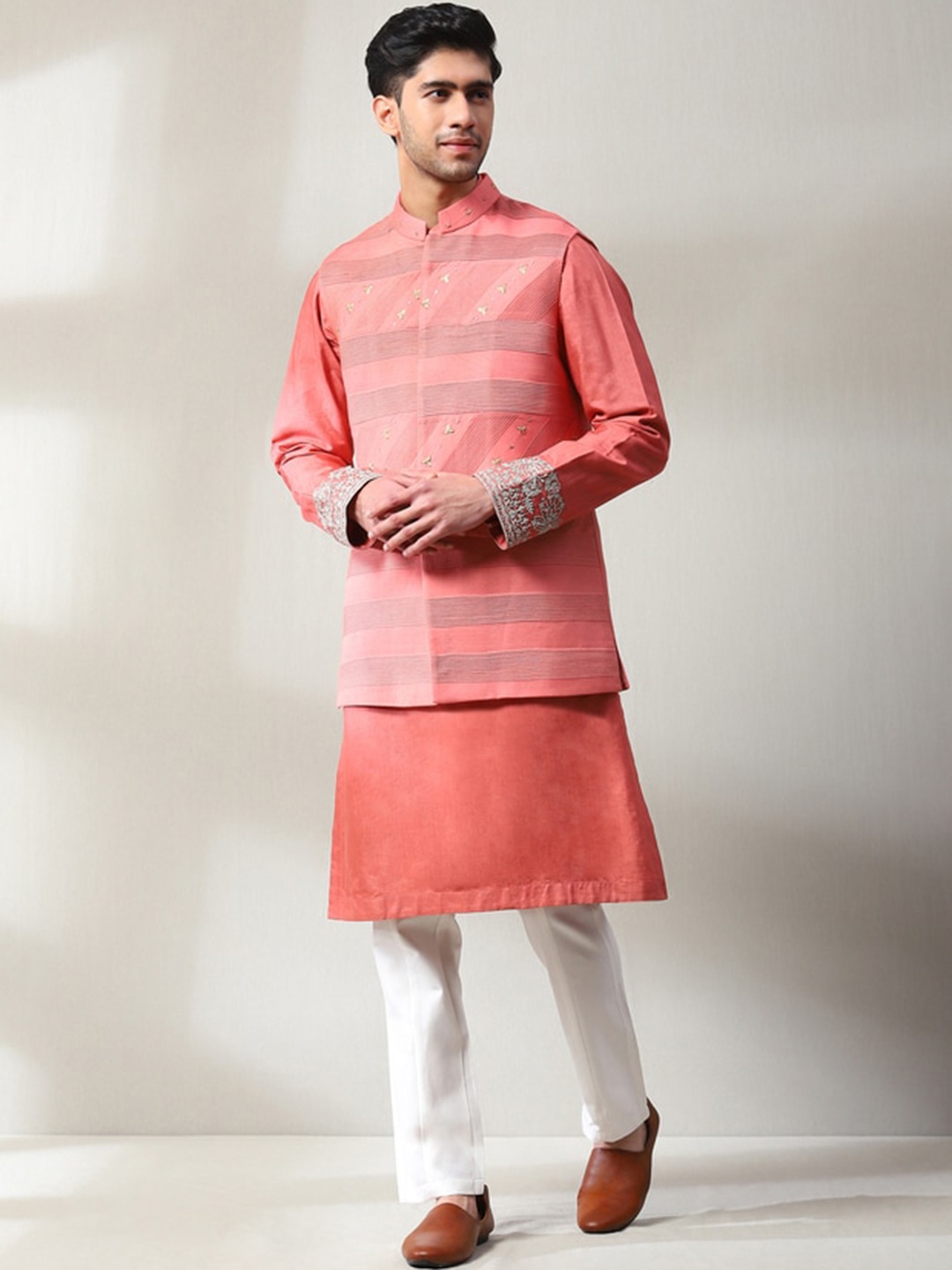 

Soniya g Men Regular Pure Silk Kurta with Trousers, Orange