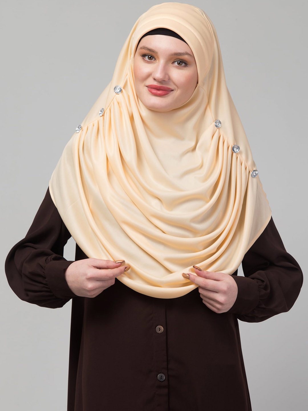 

ELLIS Beaded Hijab Burqa, Beige