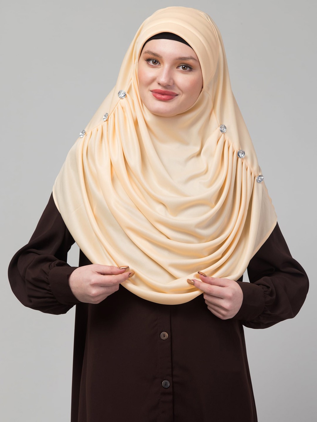 

ELLIS Round Neck Hijab Burqas, Cream