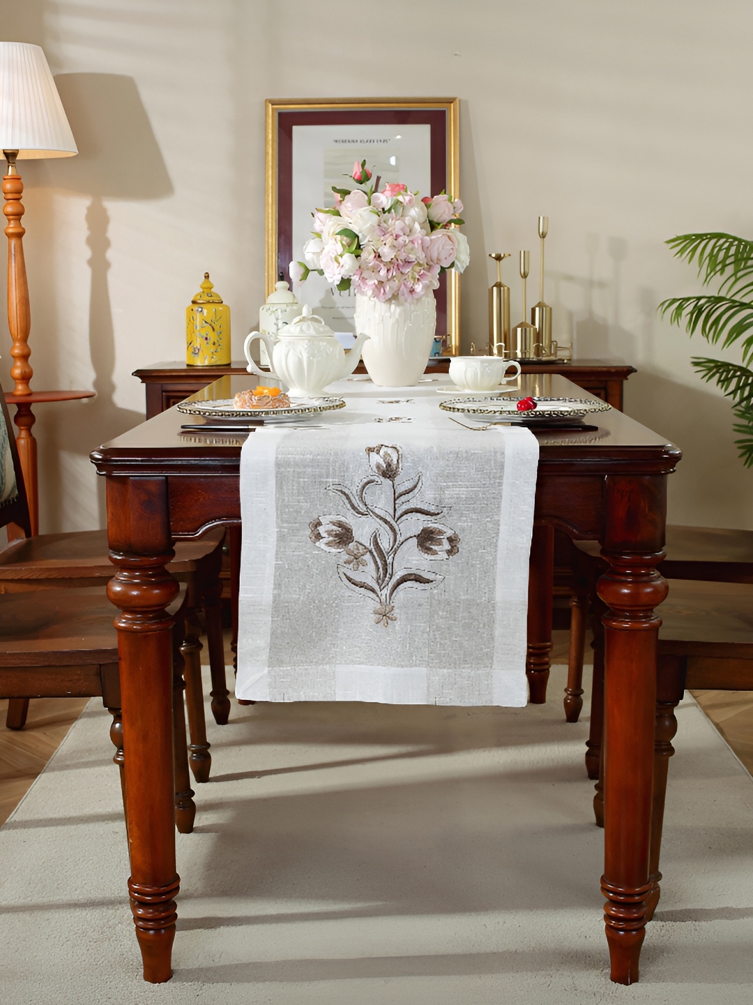 

TANLOOMS White & Brown Embroidered Table Runner