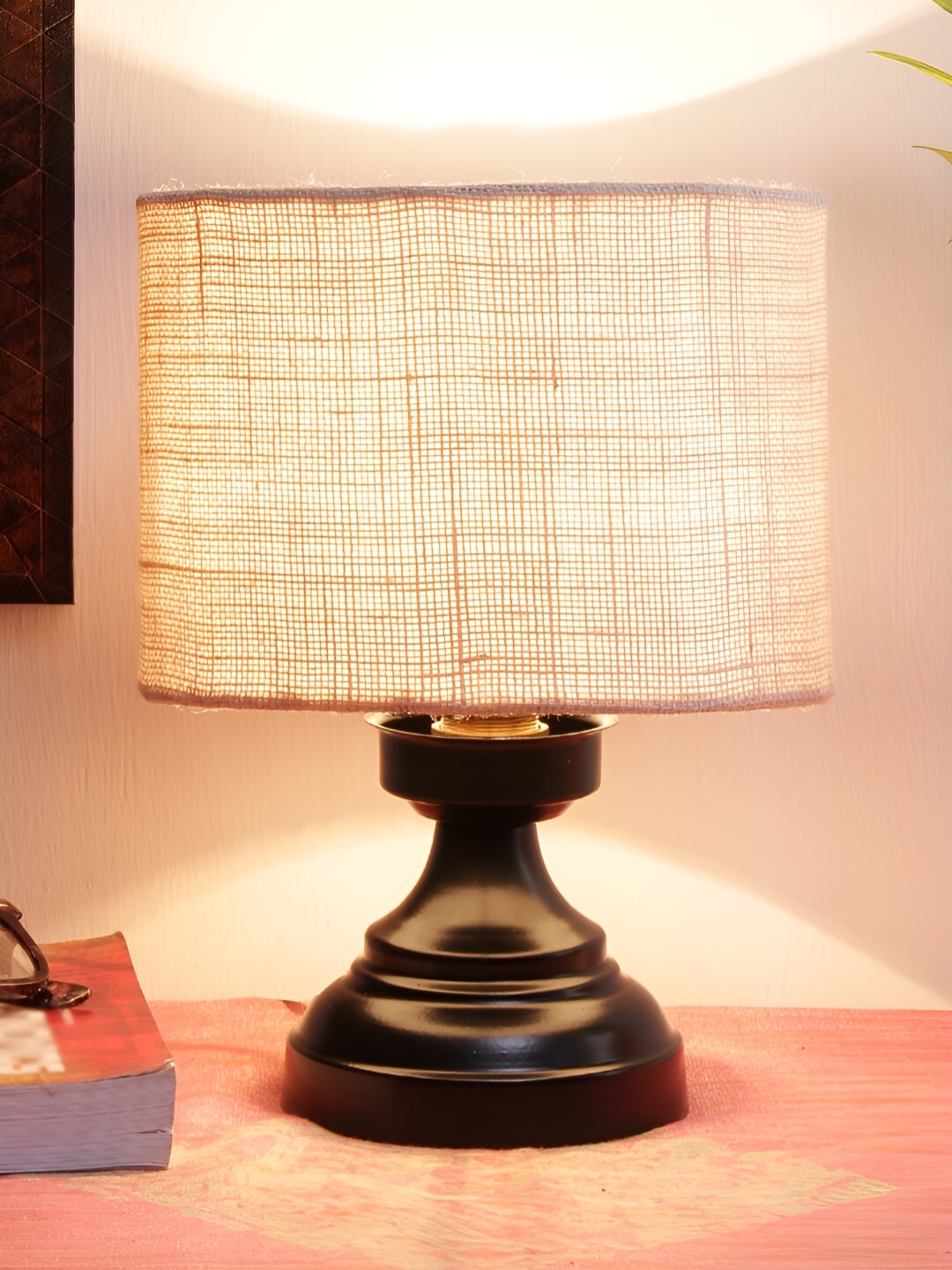 

Devansh White Iron Traditional Cylindrical Shaped Table Lamp
