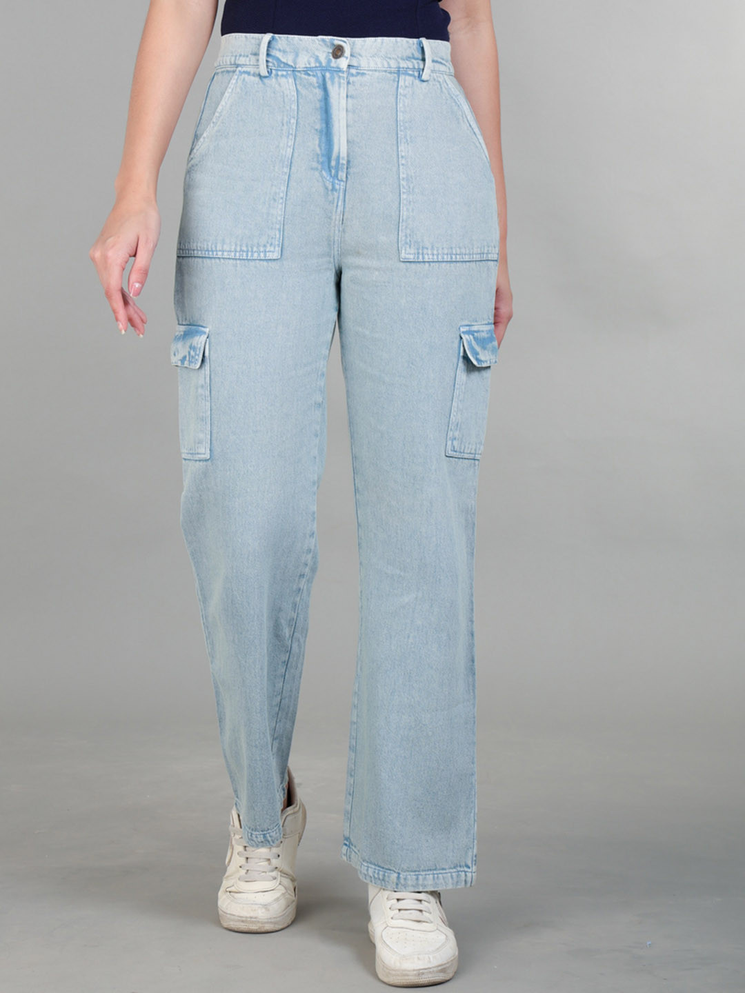 

The Roadster Lifestyle Co Flared-Fit Light Fade Jeans, Blue