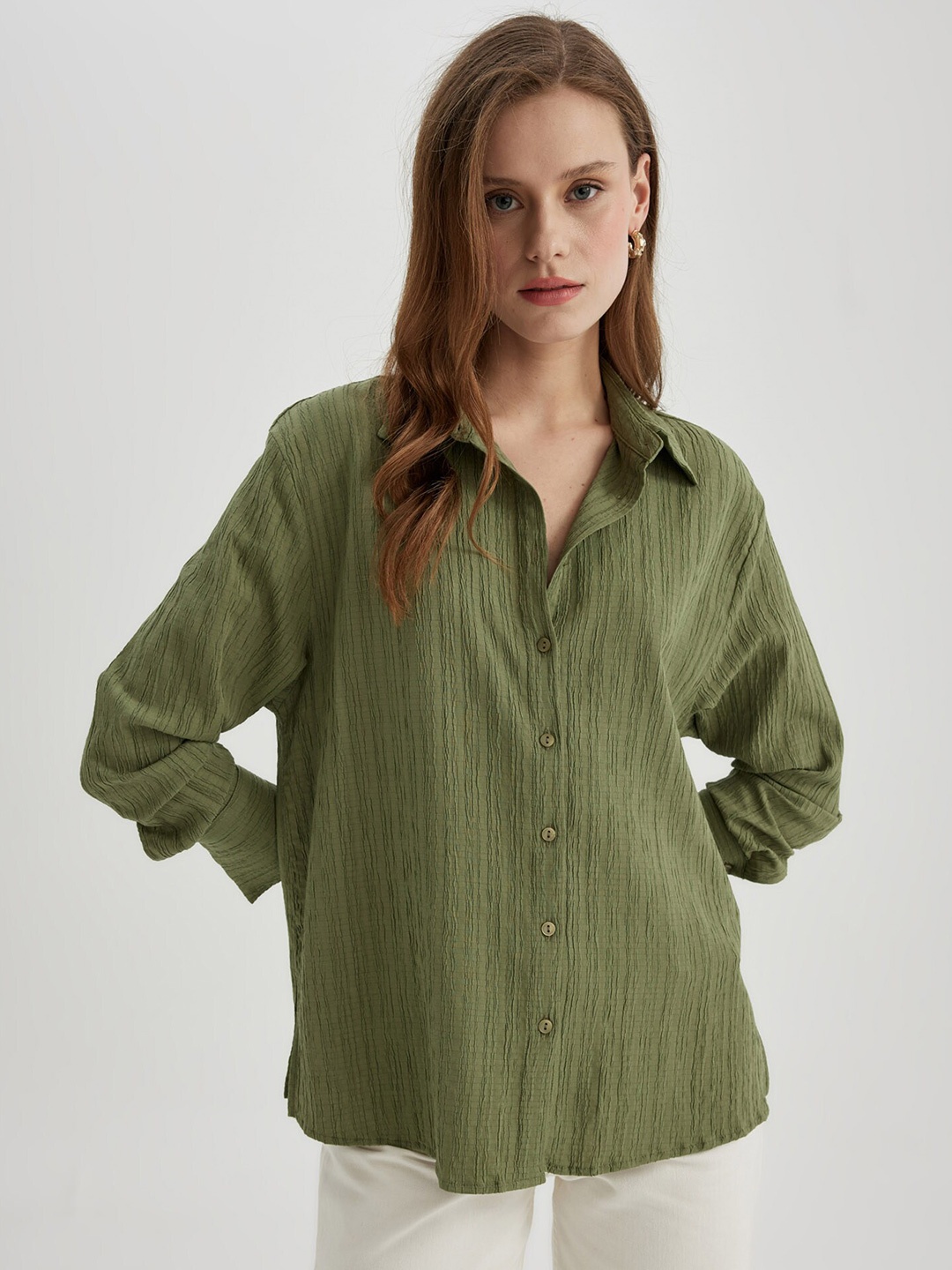 

DeFacto Self Design Spread Collar Casual Shirt, Olive