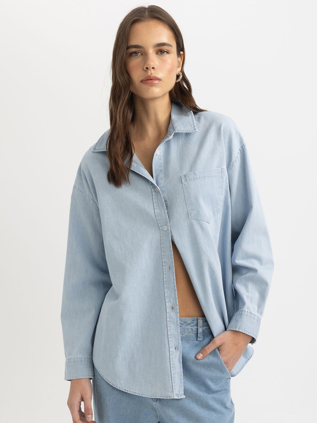 

DeFacto Spread Collar Pure Cotton Casual Shirt, Blue
