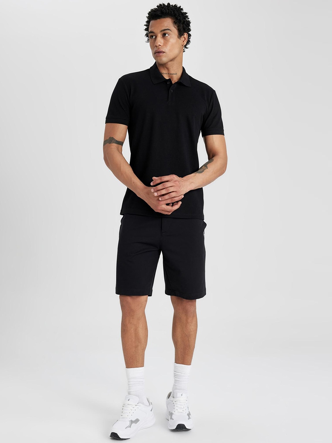 

DeFacto Men Mid Rise Shorts, Na
