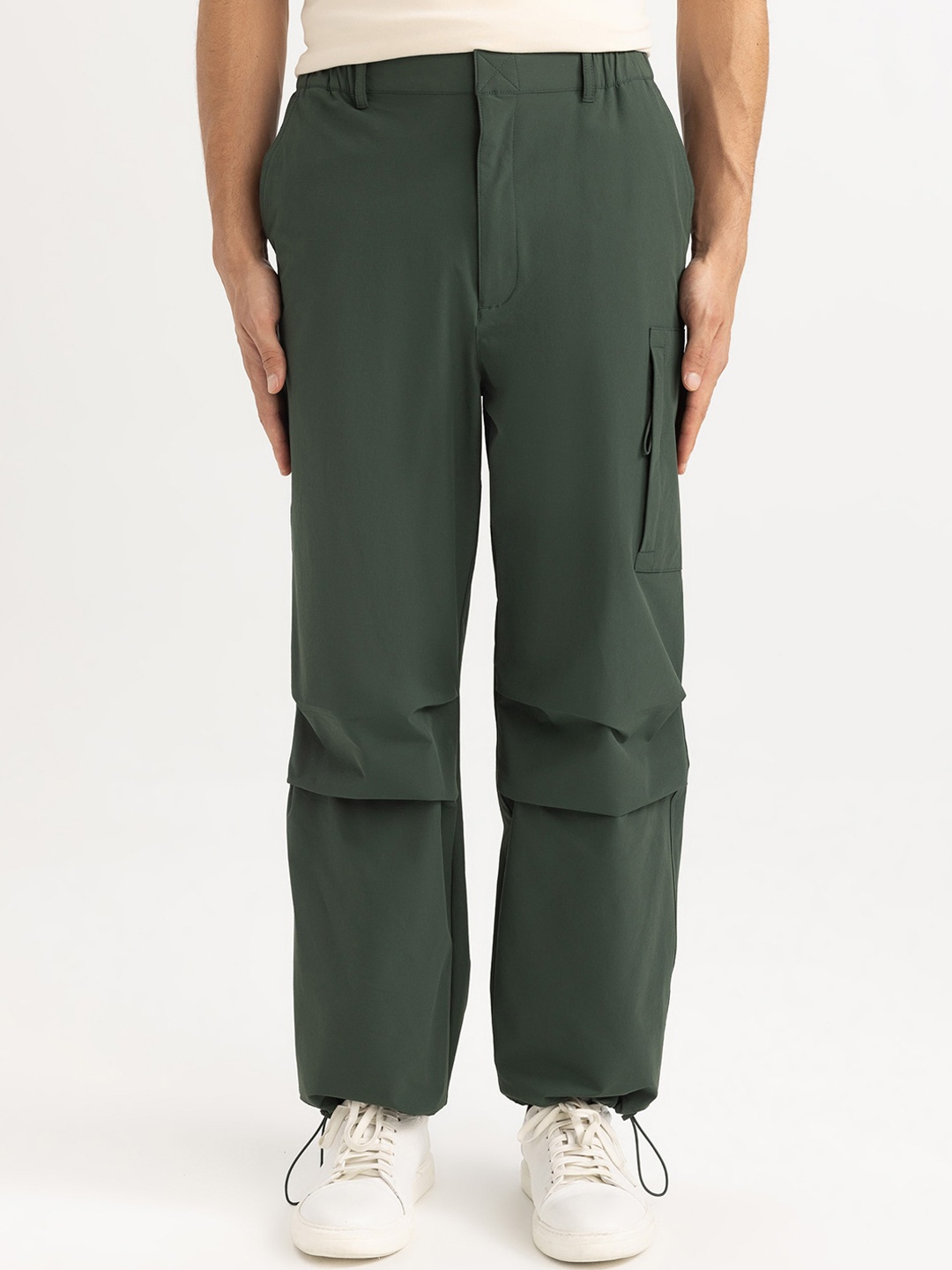 

DeFacto Men Mid-Rise Jogger, Green
