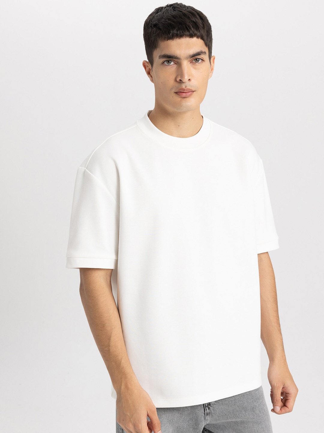 

DeFacto Drop-Shoulder Sleeves Casual T-shirt, White