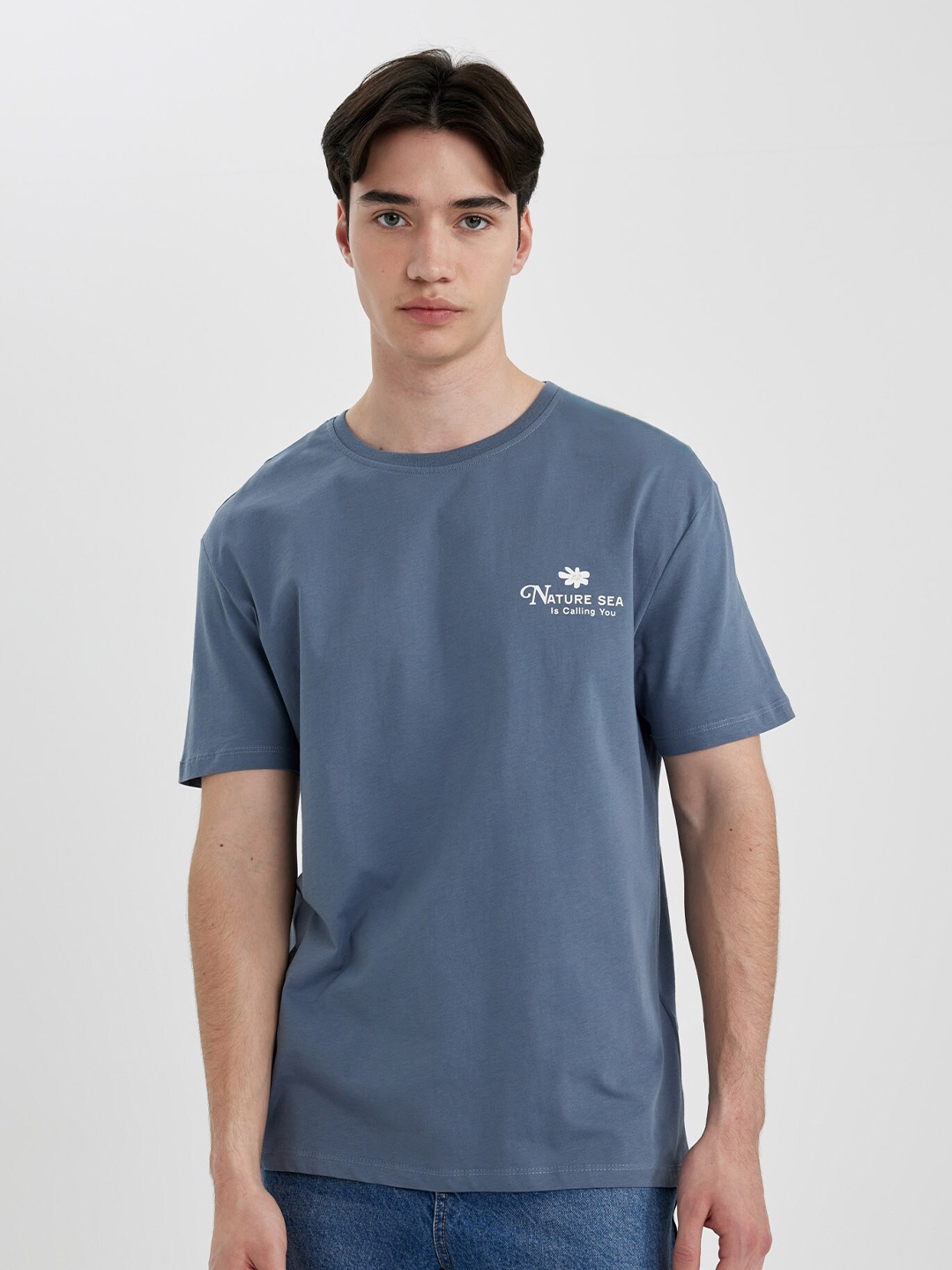 

DeFacto Round Neck Pure Cotton Casual T-shirt, Blue