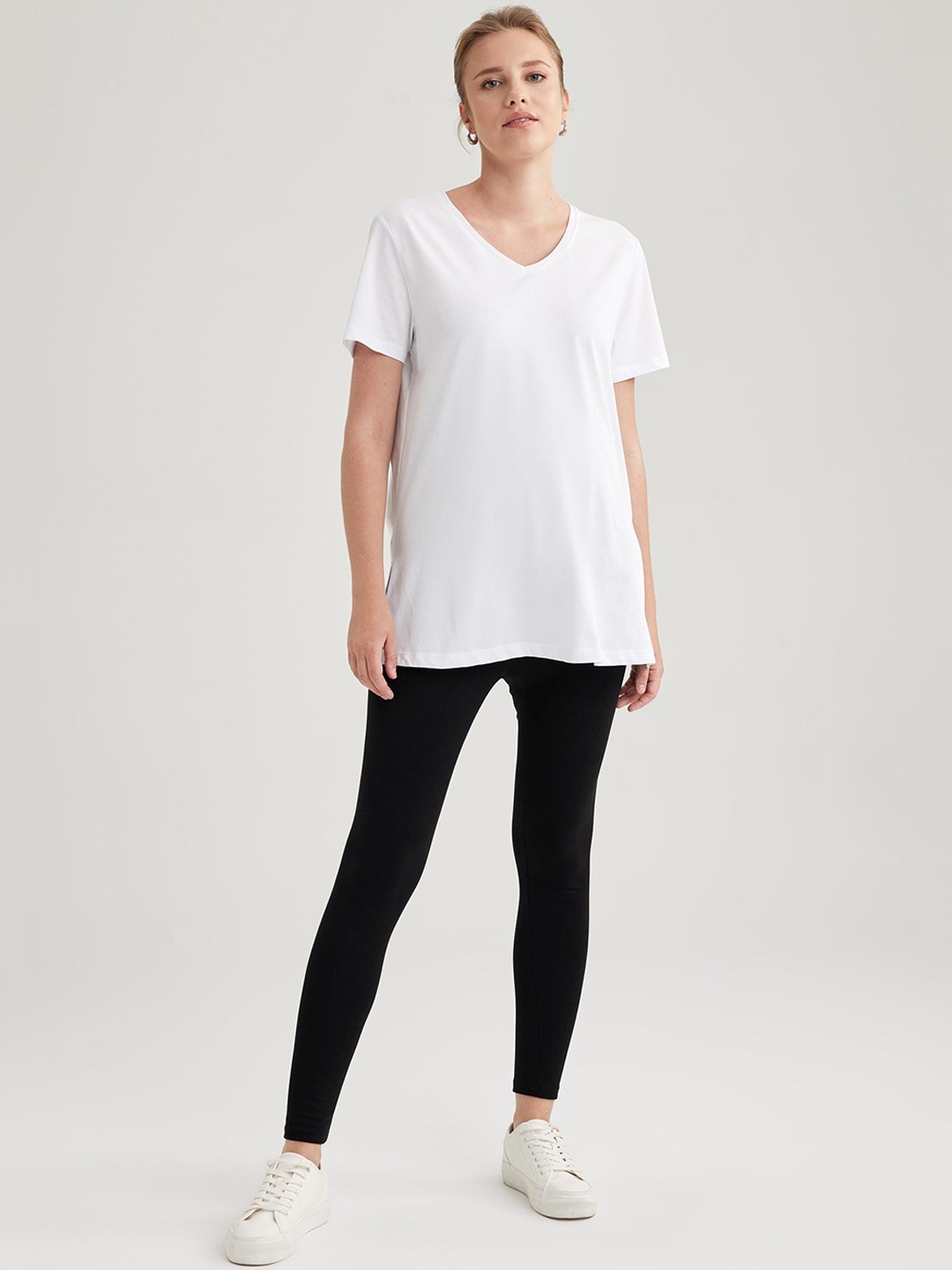 

DeFacto Mid Rise Ankle Length Maternity Leggings, Black