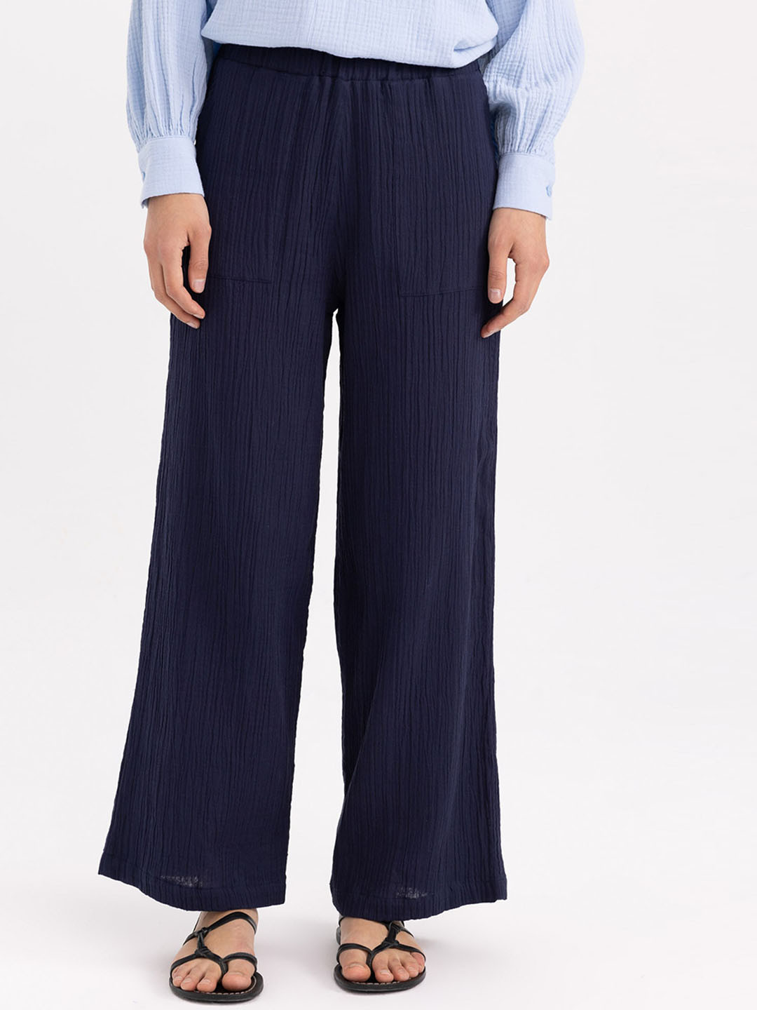

DeFacto Women Mid Rise Parallel Trousers, Navy blue