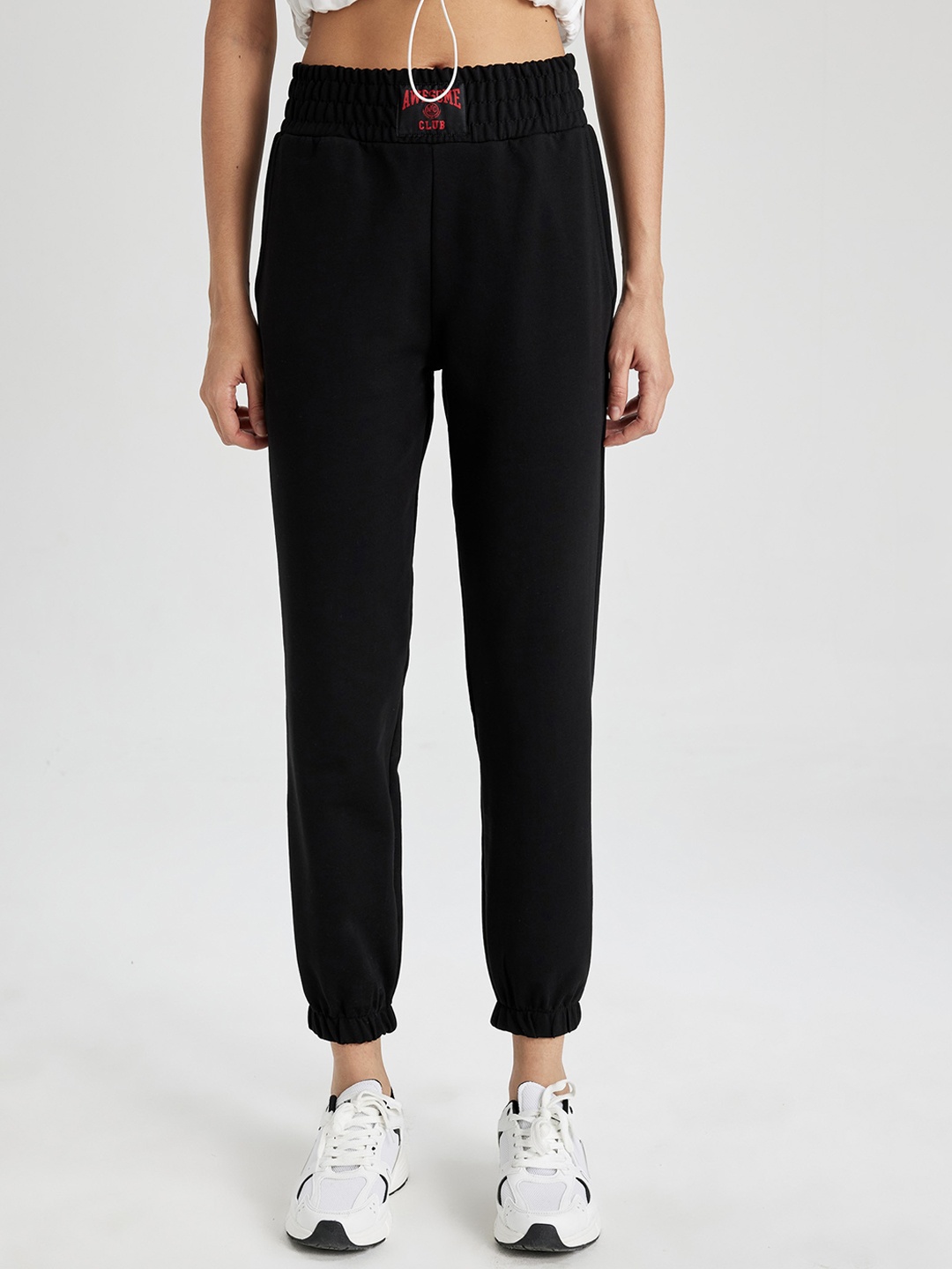 

DeFacto Women Mid-Rise Jogger, Black