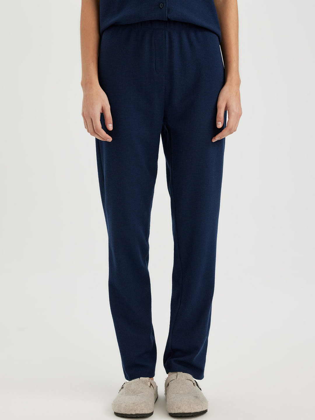 

DeFacto Women Mid Rise Lounge Pants, Navy blue