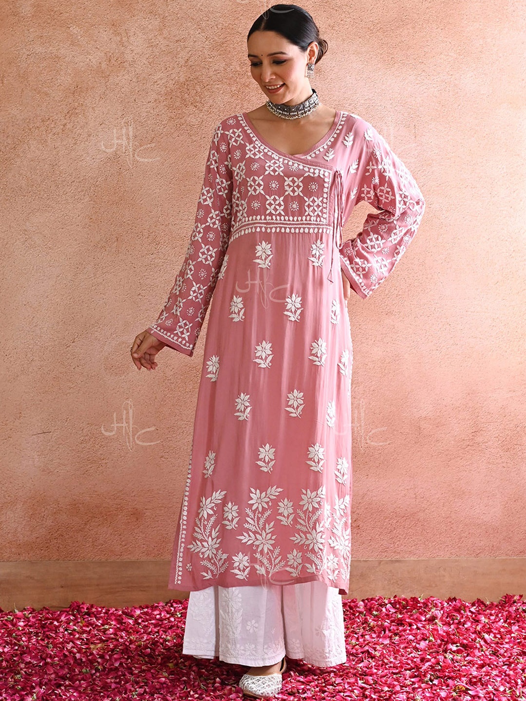 

House of Chikankari Ethnic Motifs Embroidered Thread Work Straight Kurta, Pink