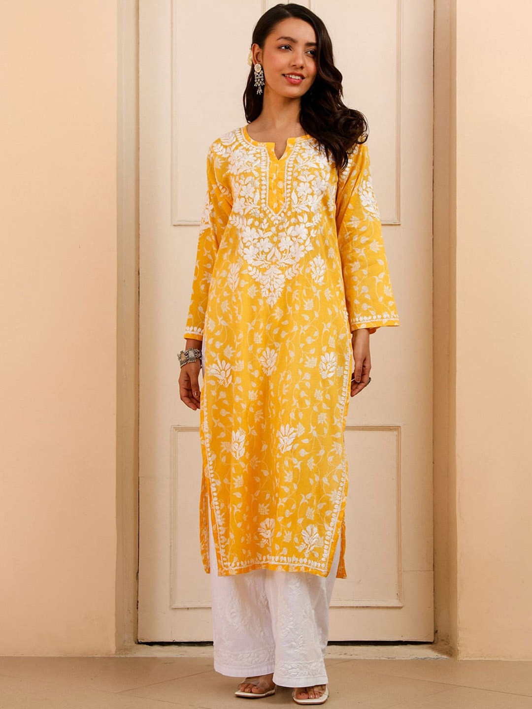 

House of Chikankari Floral Embroidered Notched Neck Chikankari Mulmul Cotton Kurta, Yellow