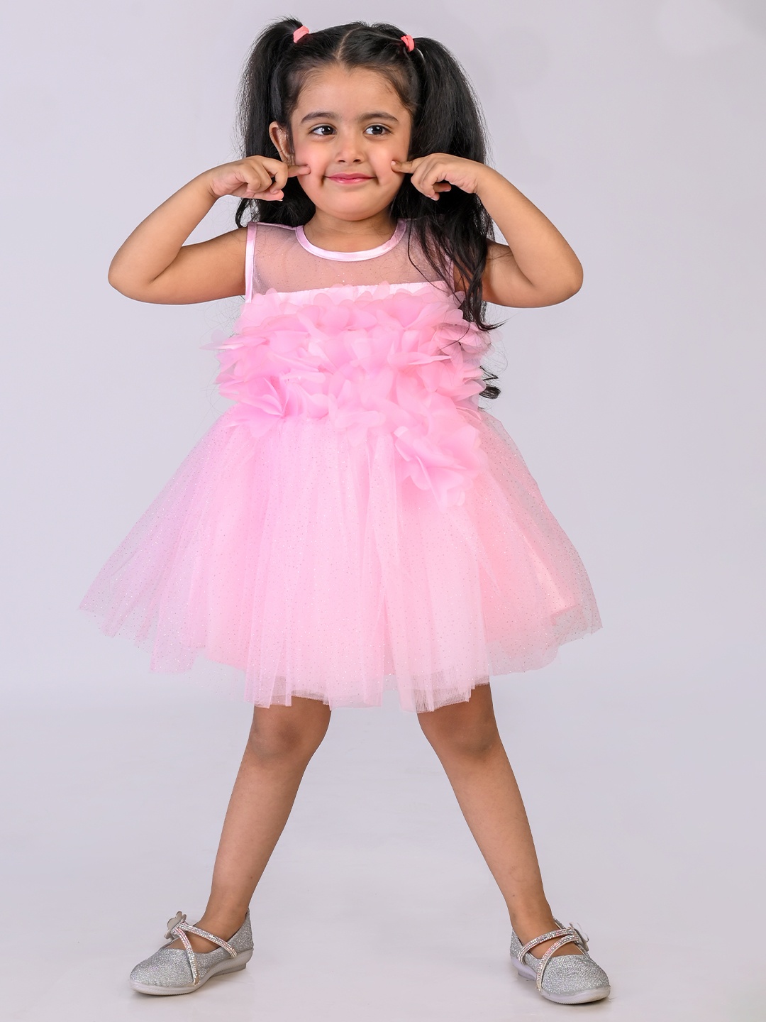 

BAESD Girls Floral Print Net Round Neck Sleeveless Fit & Flare Dress Comes With A Belt, Pink