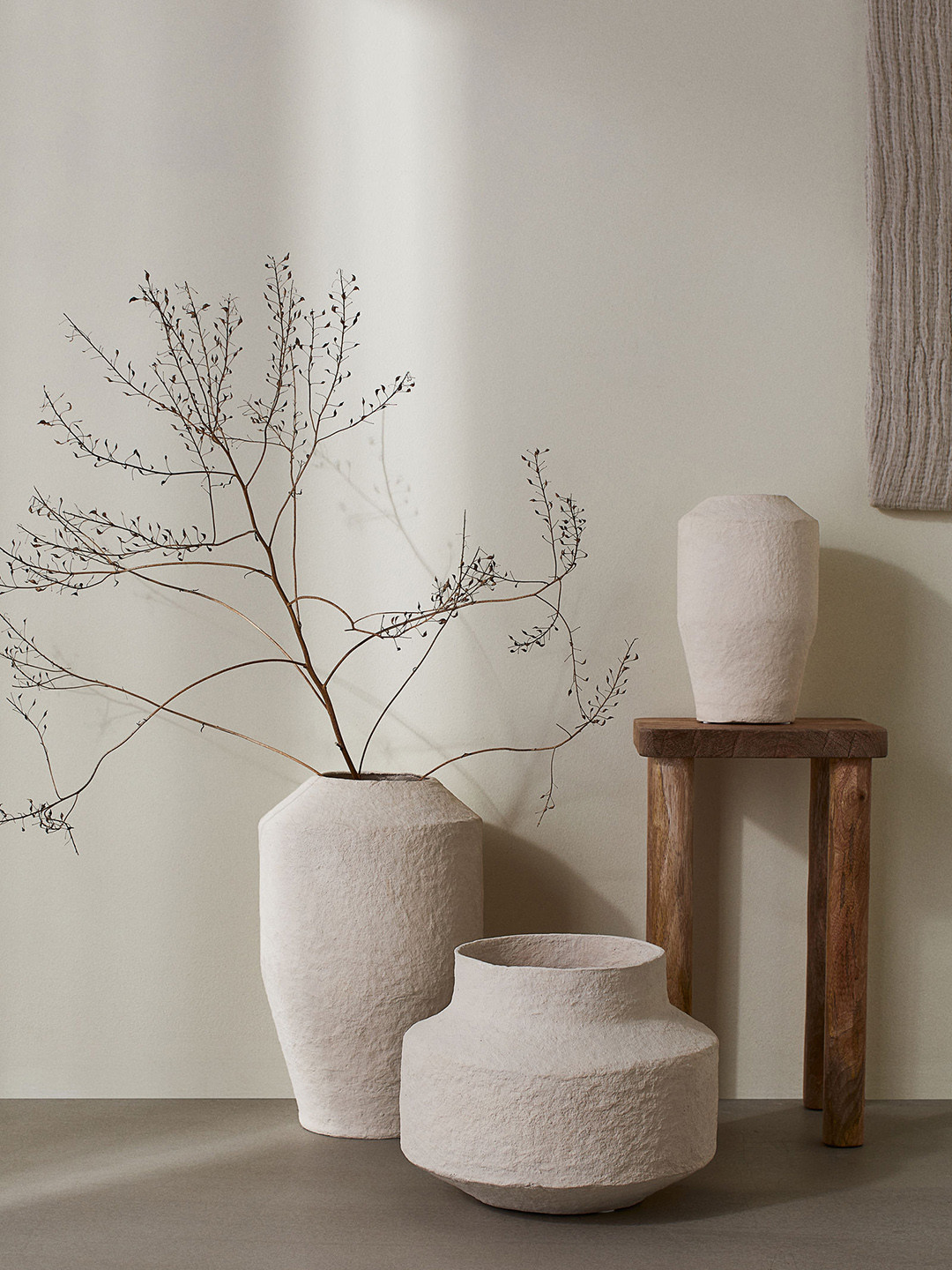 

H&M Beige Tall Papier-Mch Vase