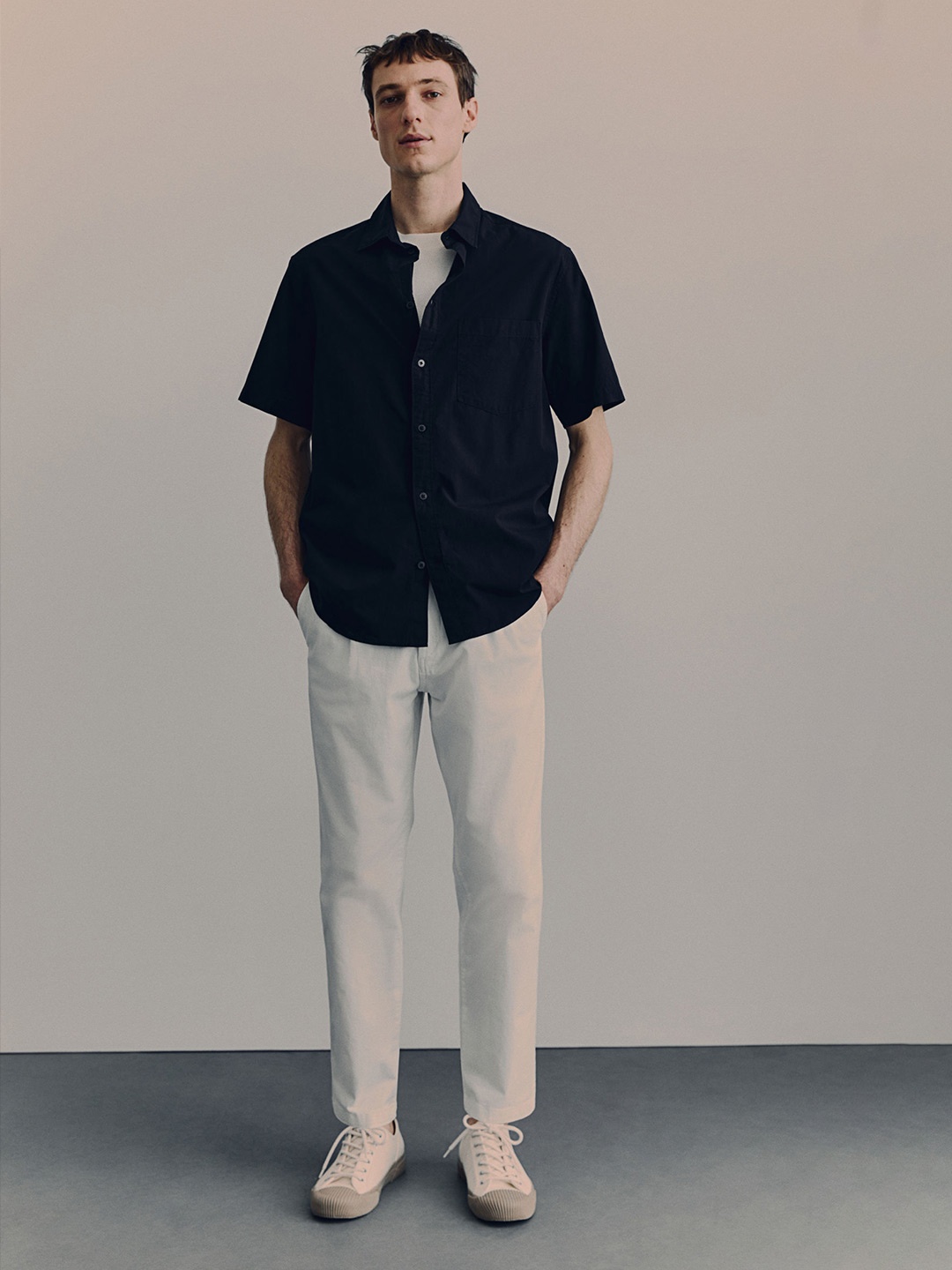 

H&M Short-Sleeved Shirt, Black